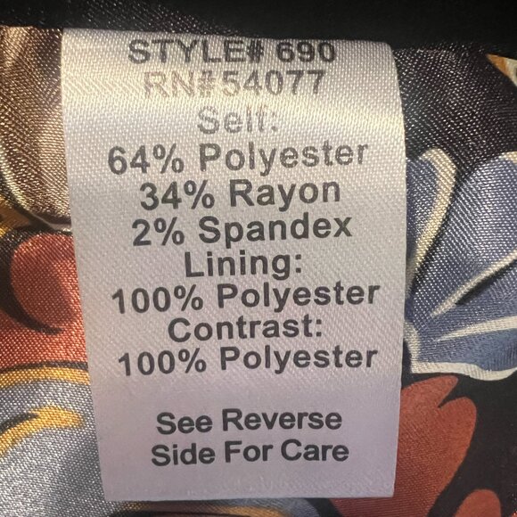 CAbi Navy, Double Breasted jacket, size 0 with beautiful detail - Picture 10 of 10